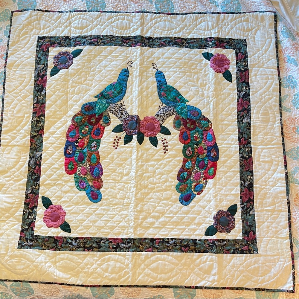 Hand made 2008 Amish quilt wall hanging Peacocks Off white multicolored like new